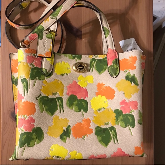 🌸🌿 Coach Willow Tote 24 With Floral Print - Picture 2 of 14